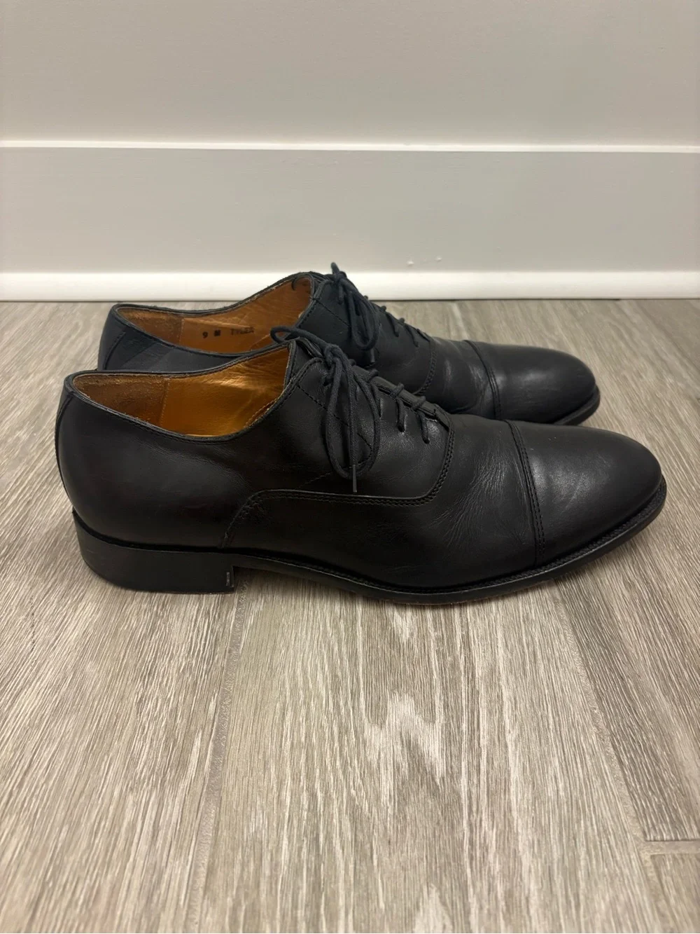 Saks Fifth Avenue Men’s Black Dress Shoes